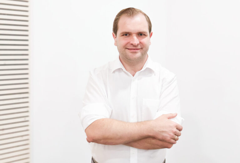 Dr. Arnulf Holzknecht